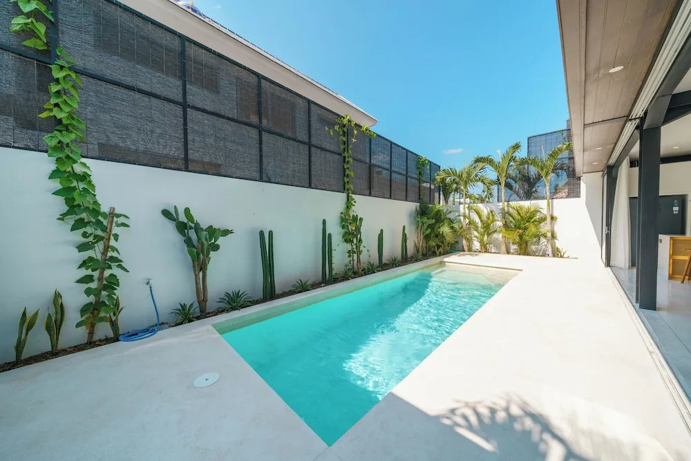 Villa Vantage 7