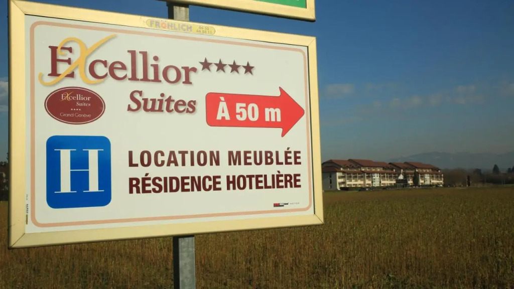 Adonis Grand Geneve Residence Excellior
