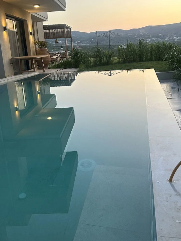 Nusa Retreat - Seaview luxury residences - ideal for groups