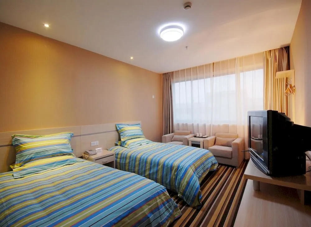 Super 8 Hotel
