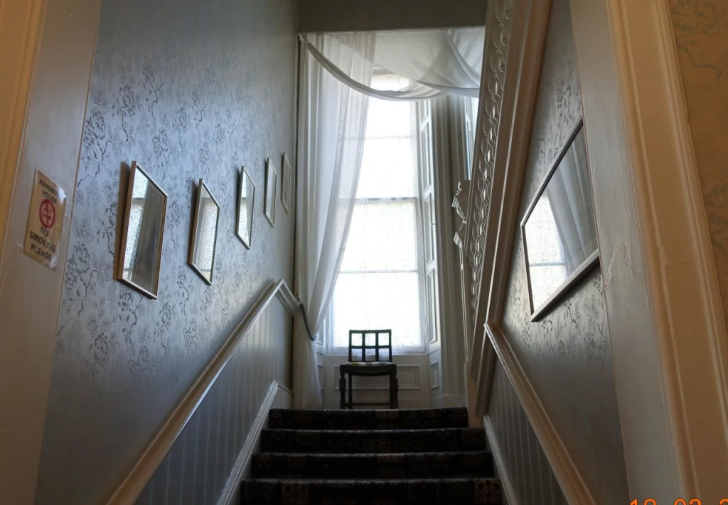 Ashgrove House