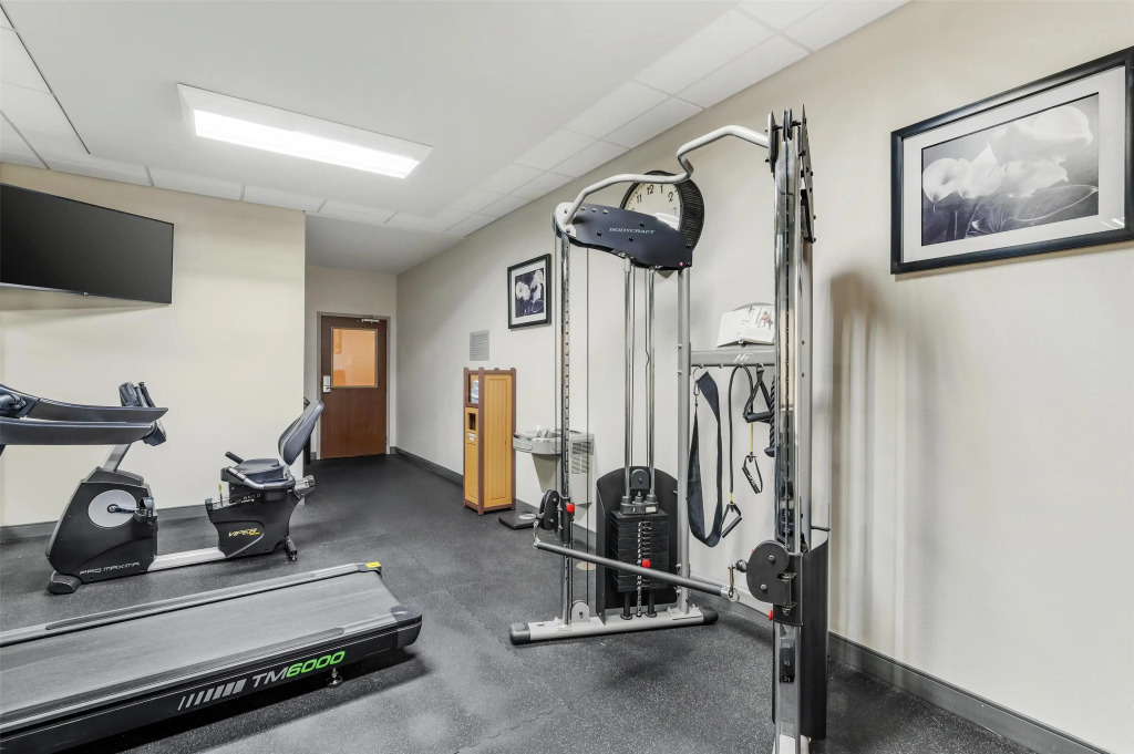 Best Western Plus JFK Inn & Suites