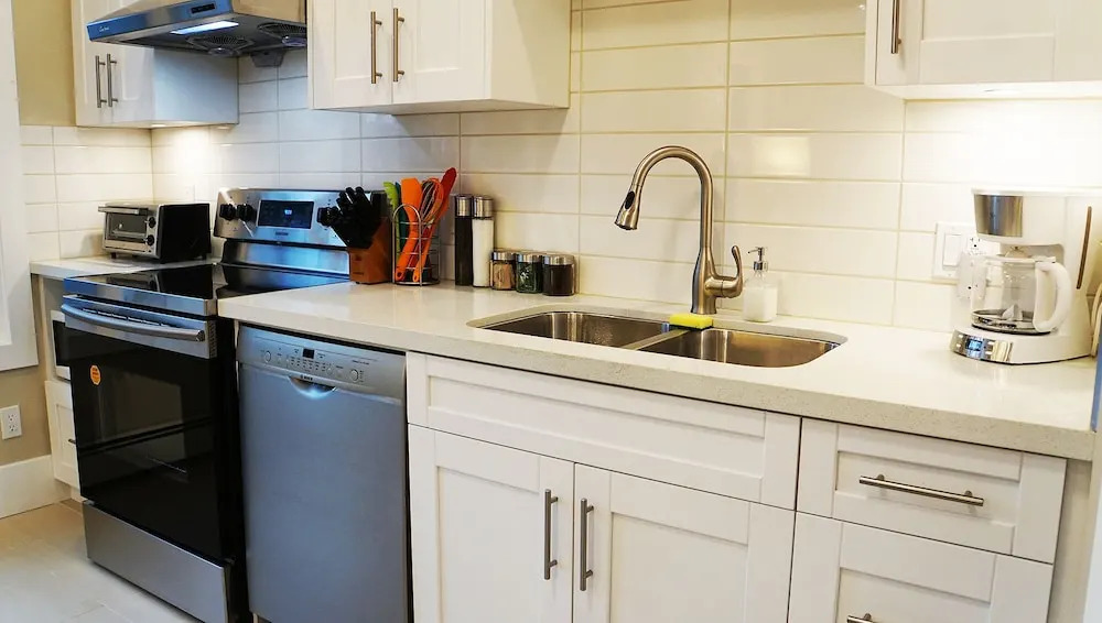 Columbia House by Citiwest Residences