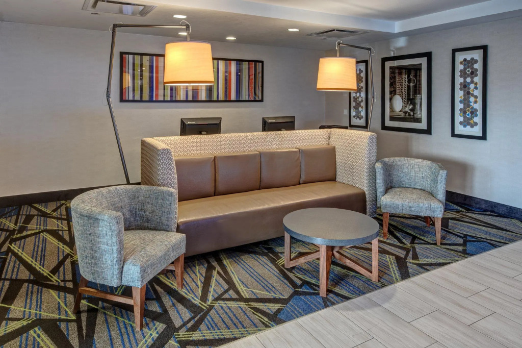 Holiday Inn Express Hotel & Suites Jackson Northeast by IHG