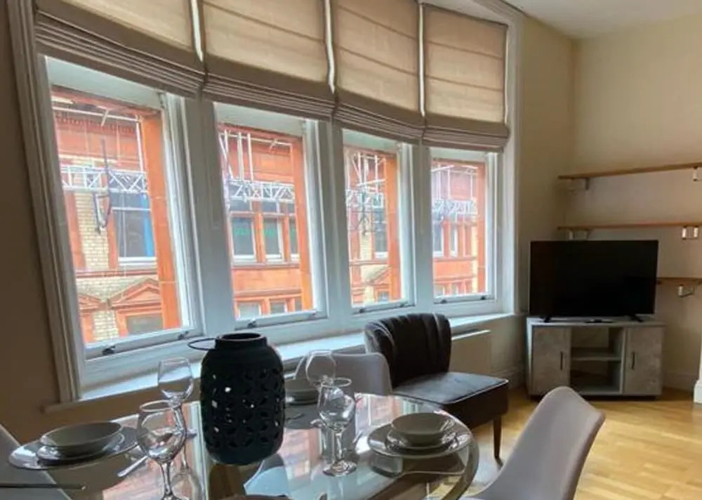 Monthly, Short, Stays 2-bed Apartment in Reading