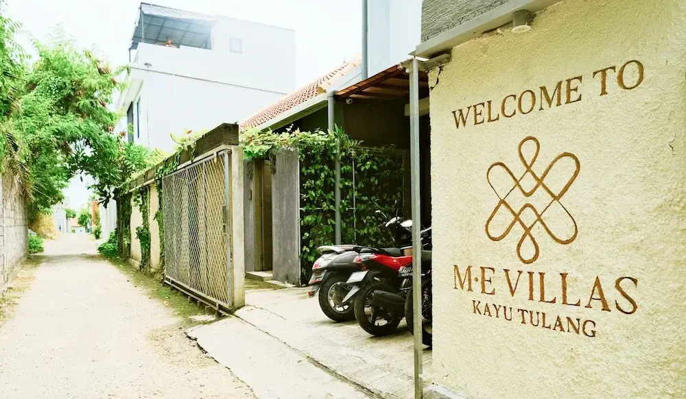 ME Villa Kayu Tulang