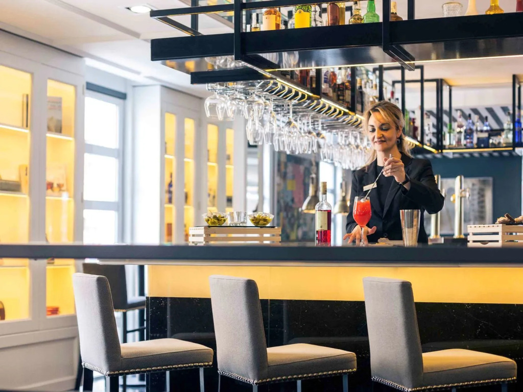 Hotel Mercure Jardines de Albia