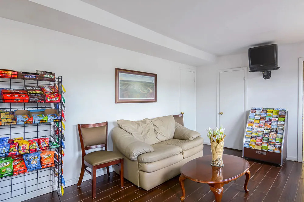 Econo Lodge Woodstock