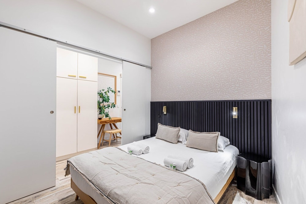Superb Apartment Invalides St Germain des Pres
