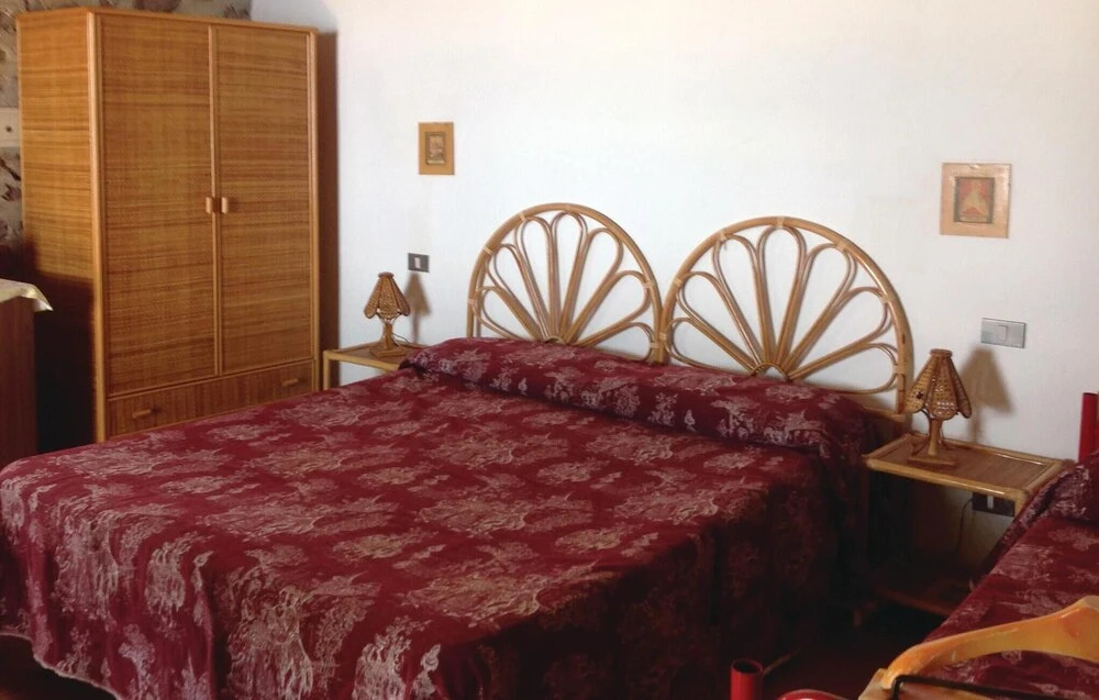 Nice Apartment in Gioiosa Marea ME With Wifi and Outdoor Swimming Pool