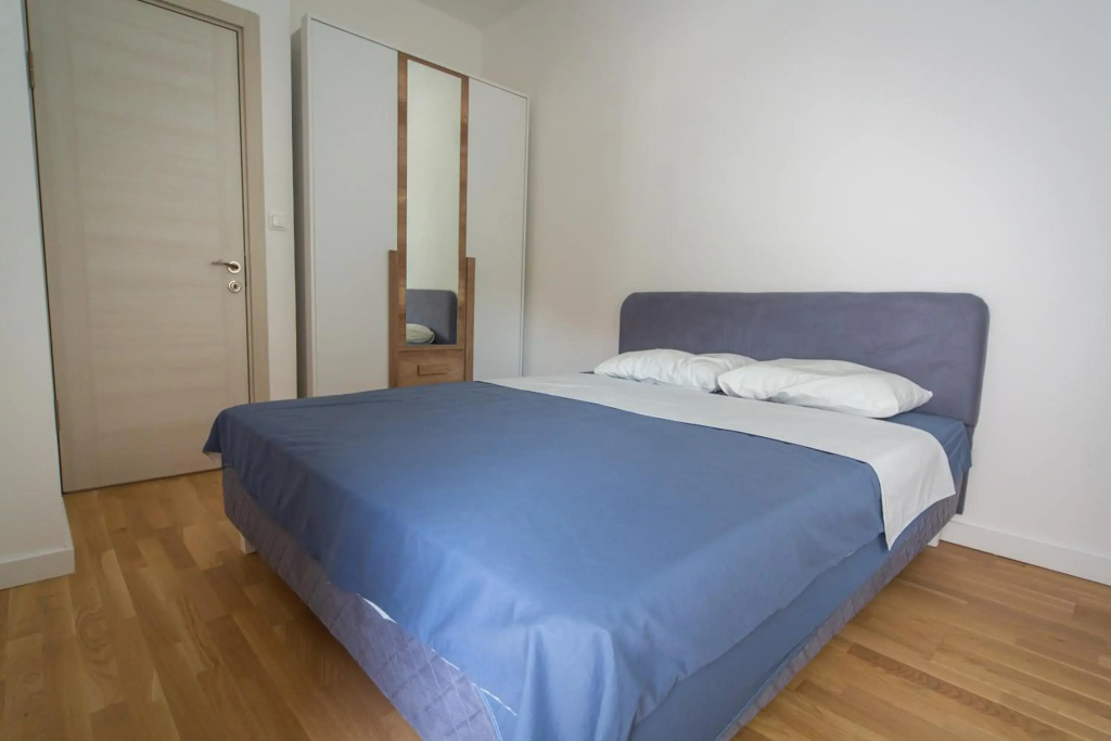 Blue moon apartment