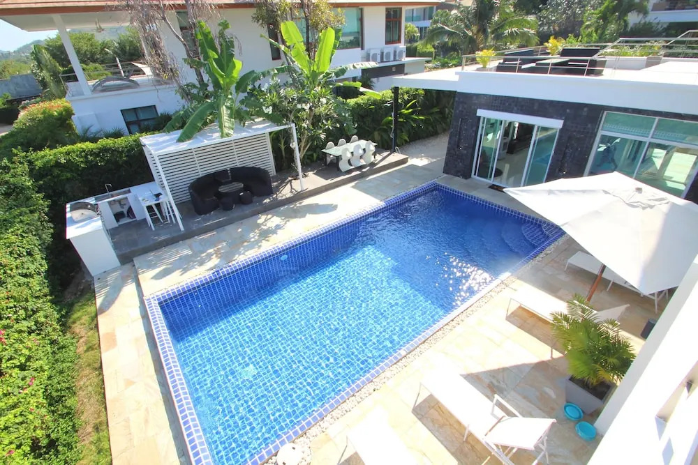 Hua Hin 5 Bedrooms Mansion B3