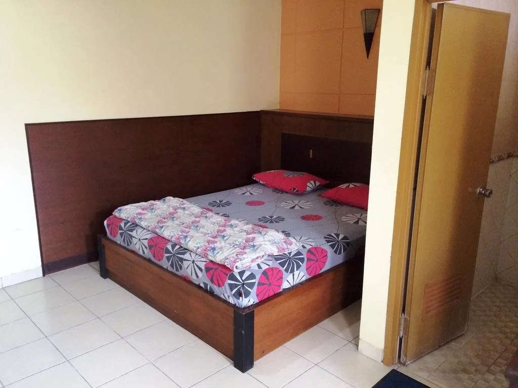 Candi View Hotel