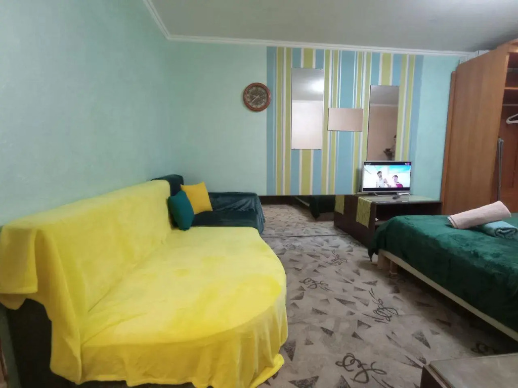 Live in comfort на улице 1-я Коммунистическая 40