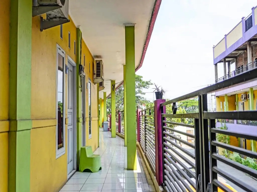 Oyo 91796 Guest House Ghalta Syariah