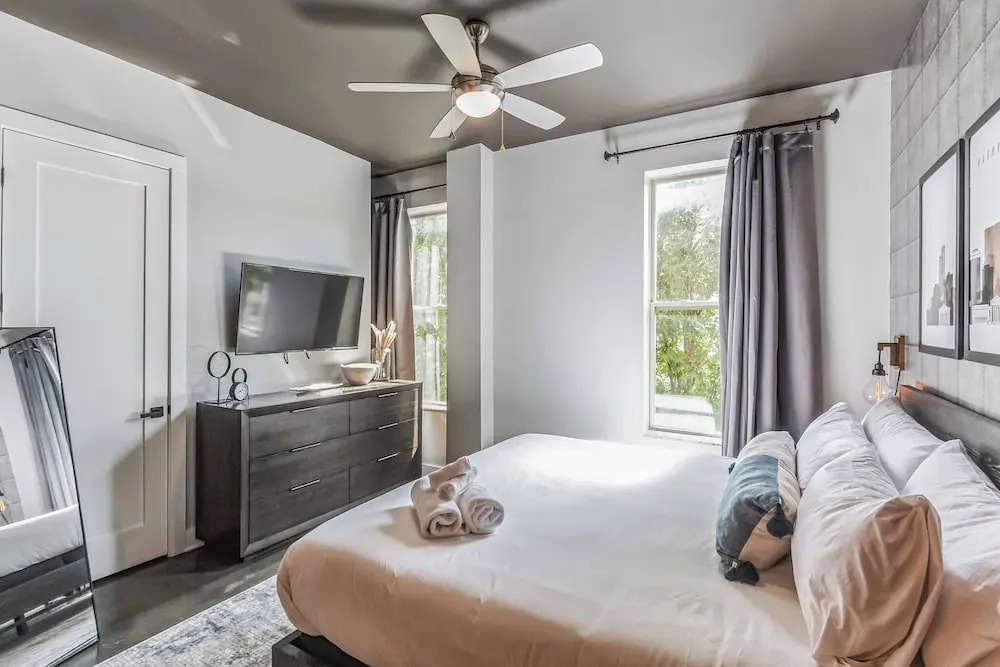 Music City's West End Retreat