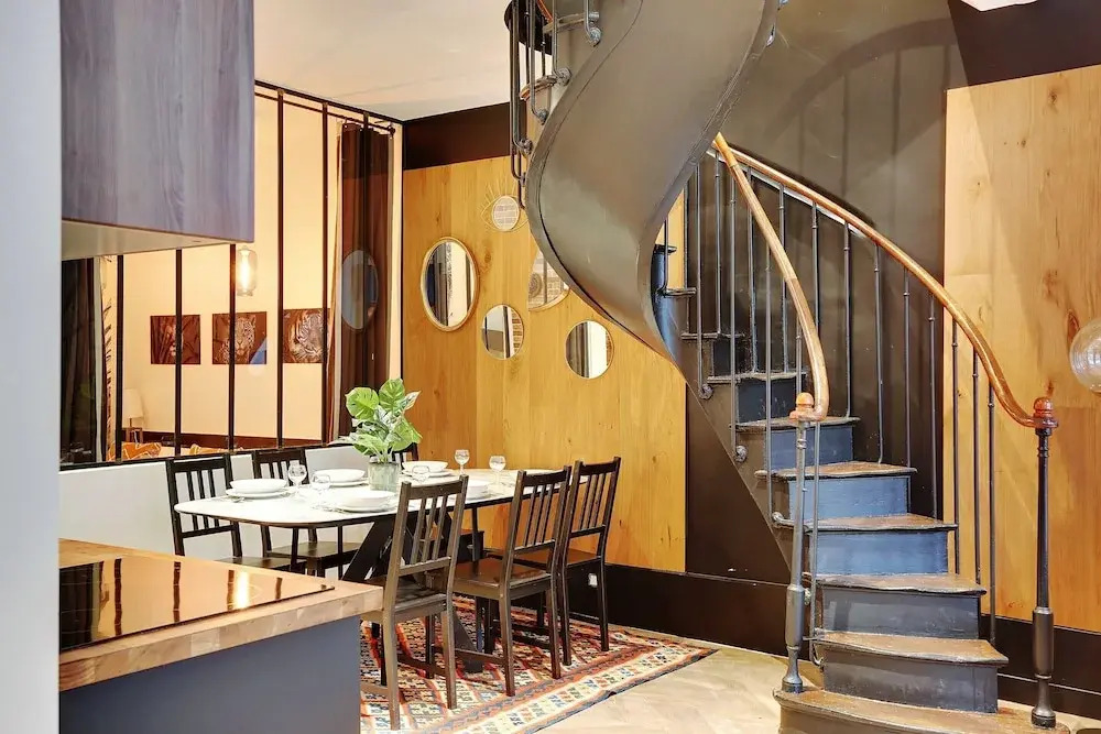 Spacious Apartment - 4br/10p - Place de la Republique