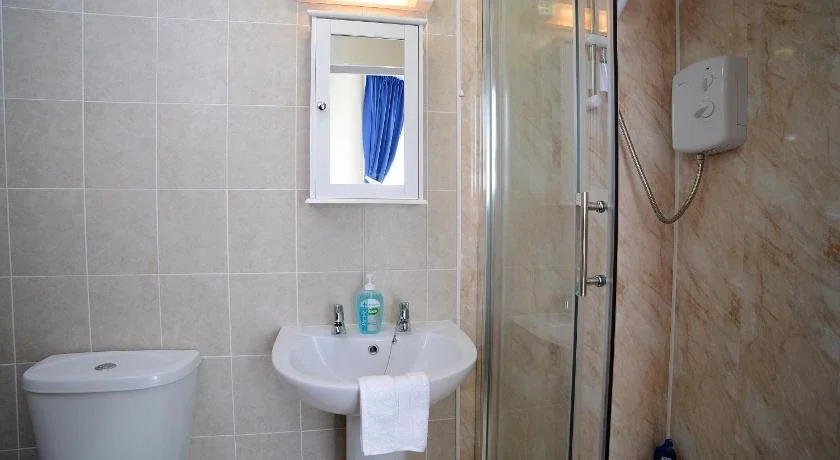 Lynmoore Guest House