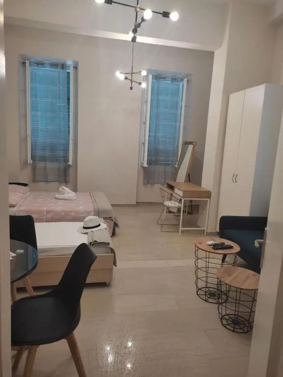 DORAS APARTMENTS STUDIO 1