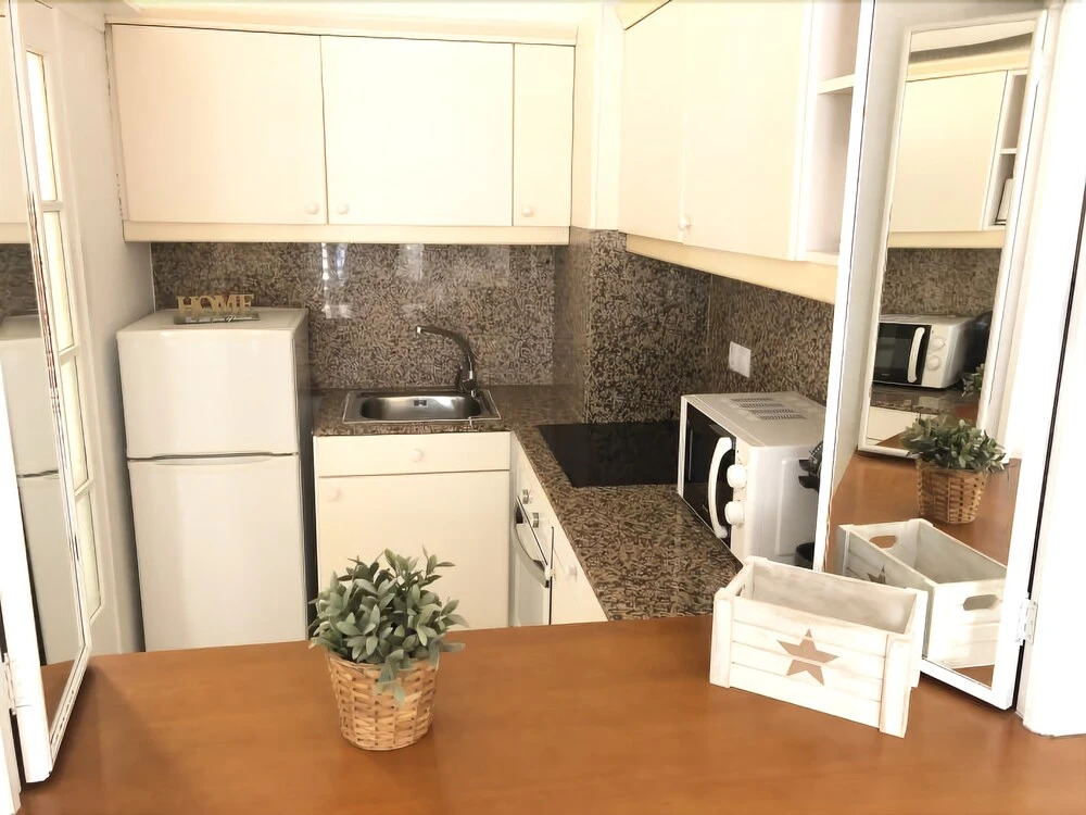 T&H Novelty 113 Family Apartment Salou