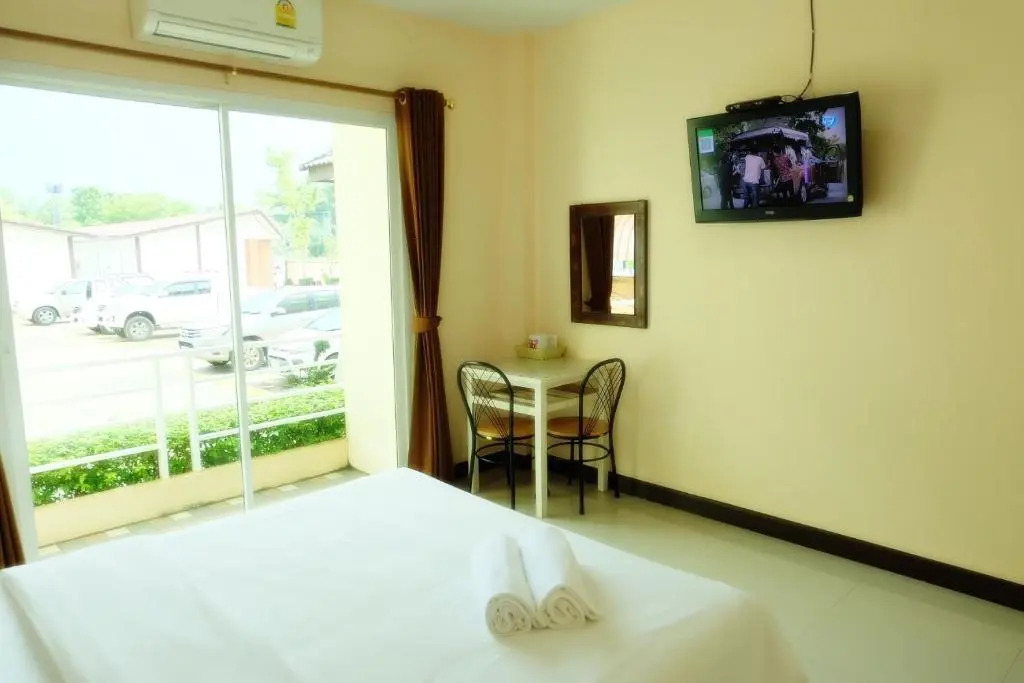 Sakaeogarden Hotel