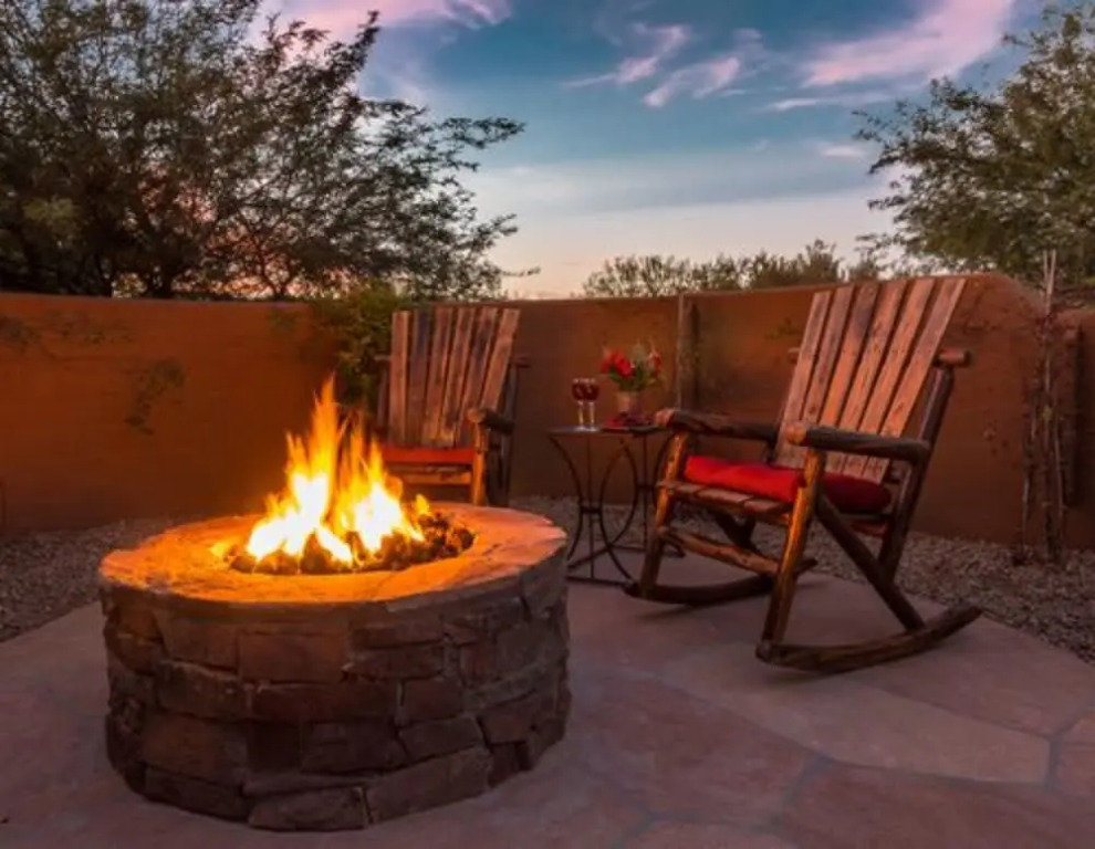 Four Peaks B and B Romantic Getaway