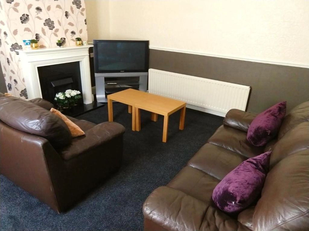 Napier Town House - Self Catering - Guesthouse Style - Twin and Double Rooms