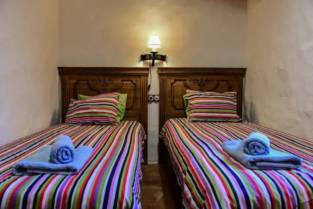 1145 Cortijo la Perla
