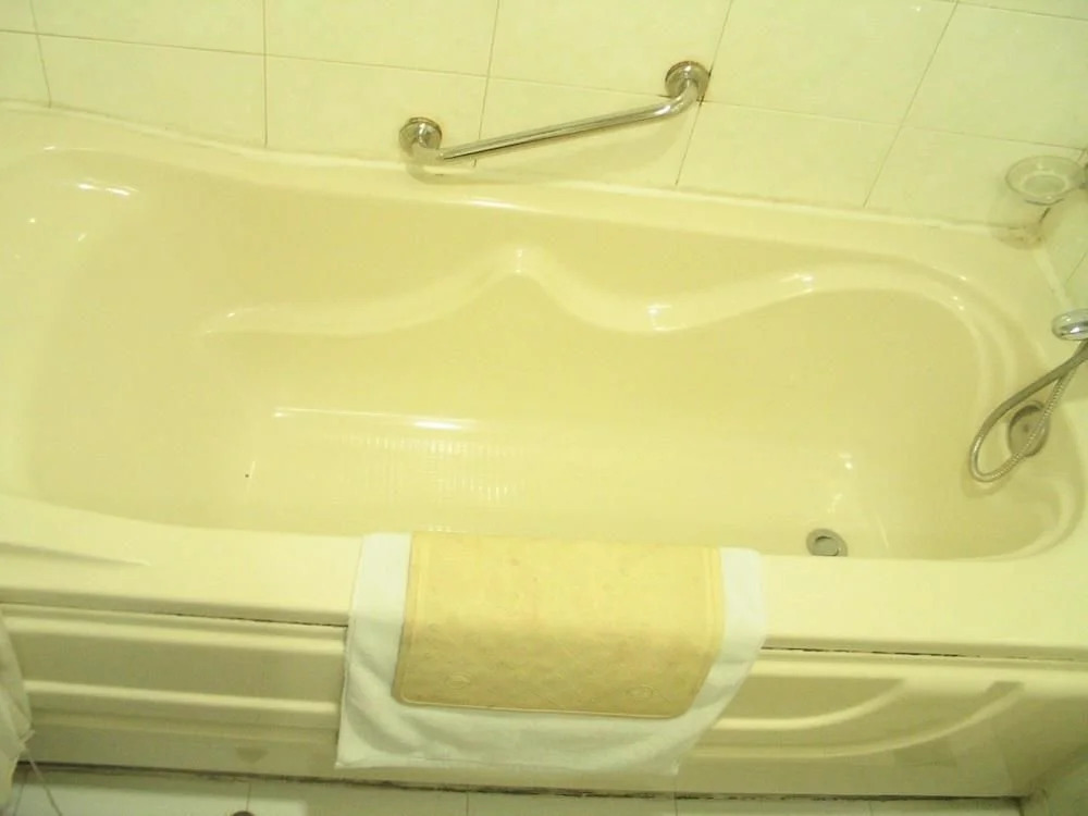 Golden Sail Hotel