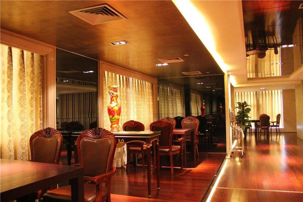 Xinbai Grand Hotel