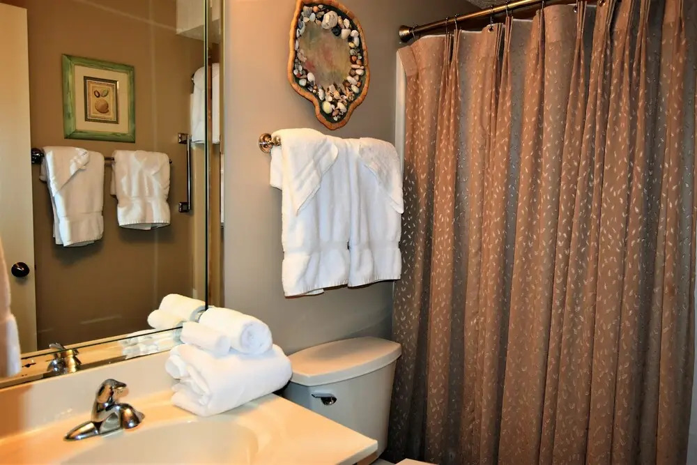 Driftwood Towers 6E by Bender Vacation Rentals