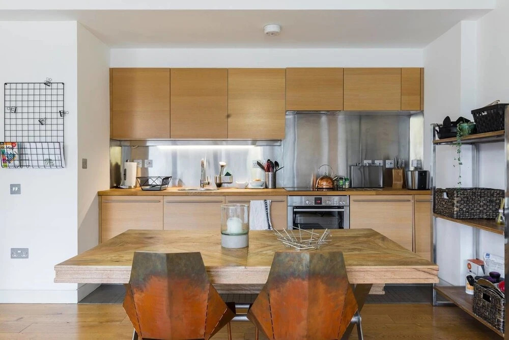 Spacious 2BR Modern Home in Shoreditch