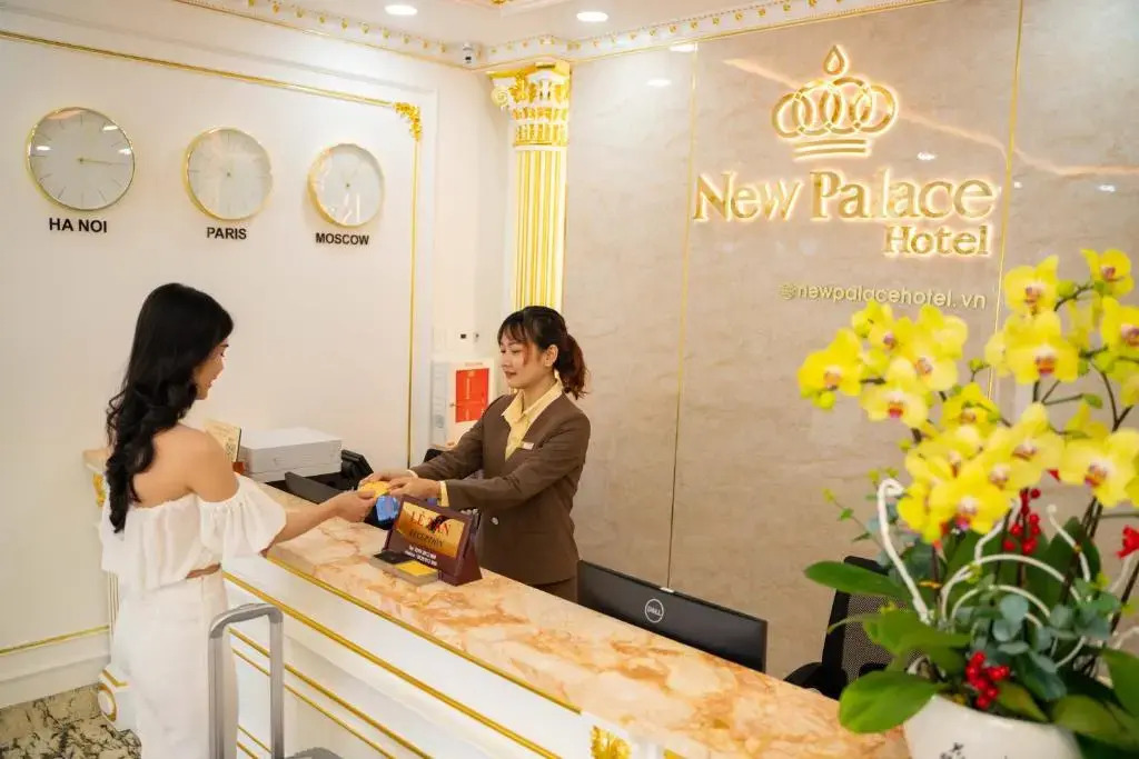NEW PALACE HOTEL