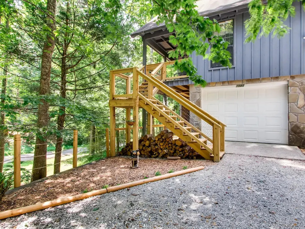 Lake Vista Lodge #248 by Aunt Bug's Cabin Rentals
