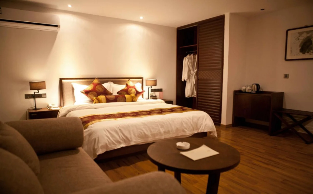 Deban Manor Resort Hotel