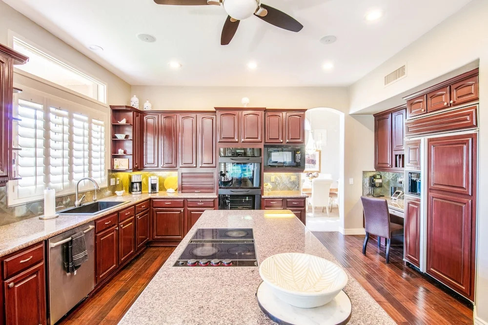 3742 N Desert Circle Home 4 Bedrooms 3 Bathrooms Home