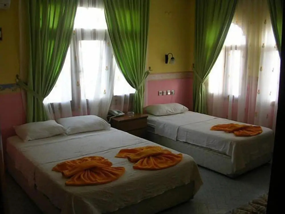 Besik Hotel
