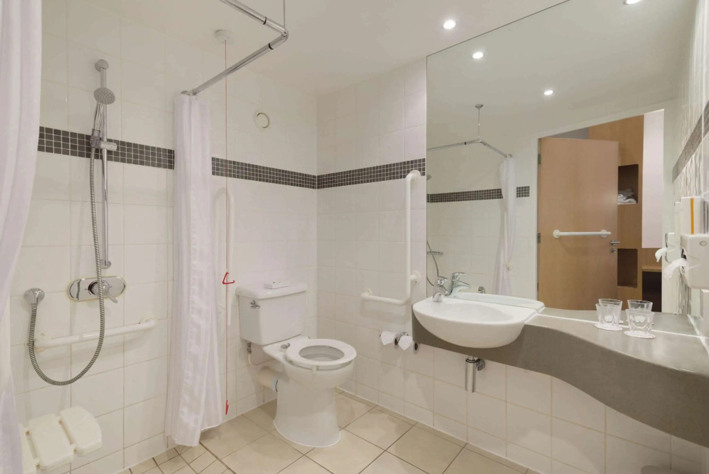 Ramada Wakefield