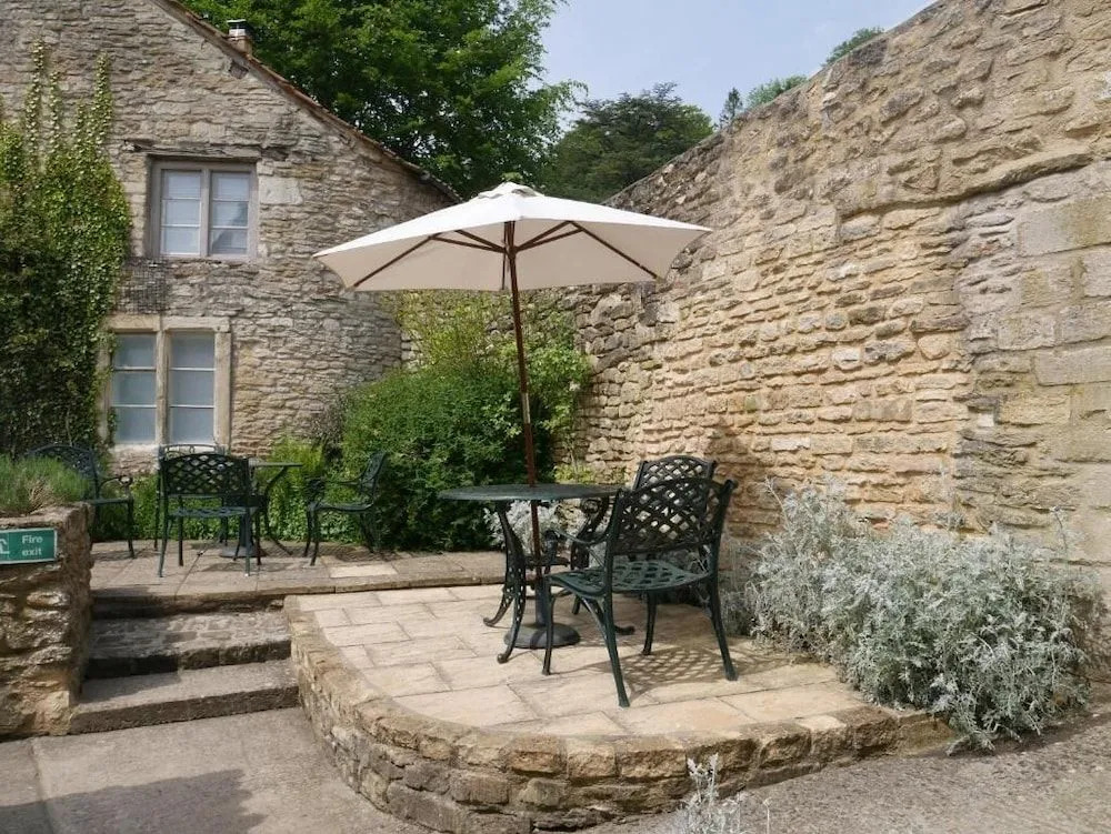 The Castle Inn