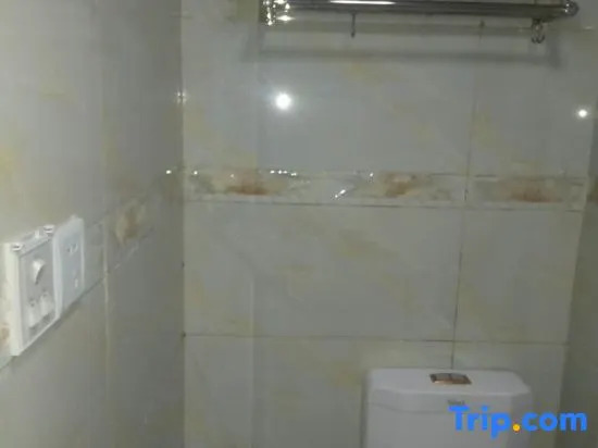 Zoergai Aba Xinyuan Business Hotel