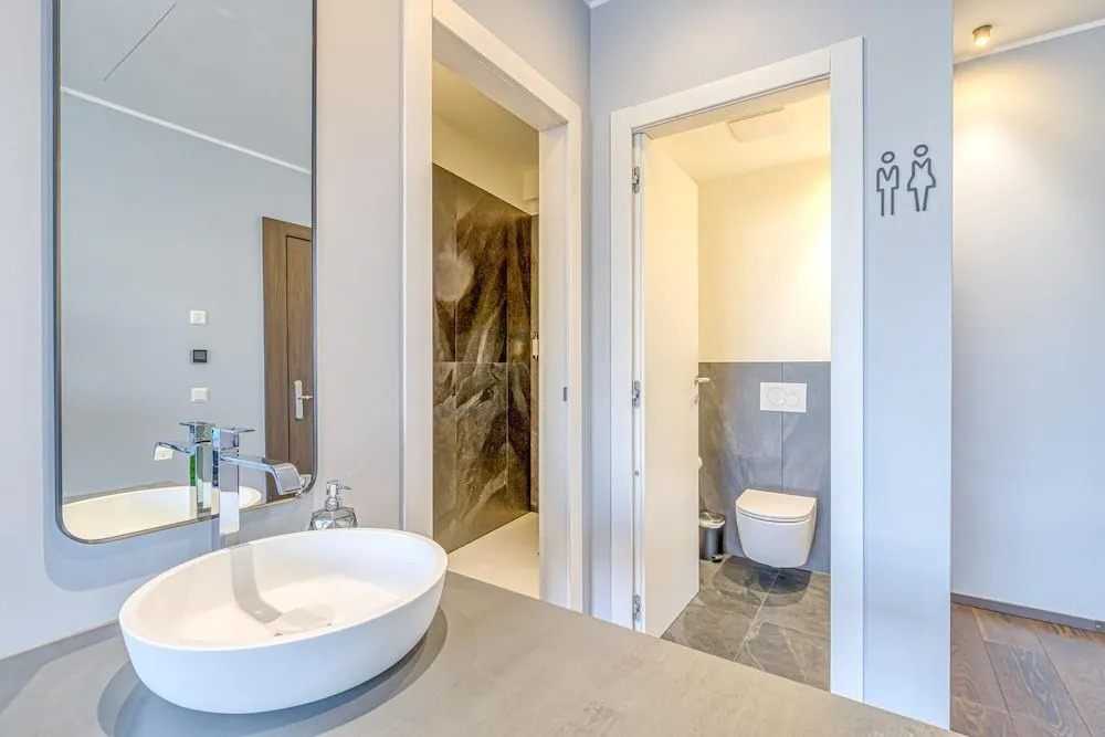 Icon H 301 Suite Micro-living
