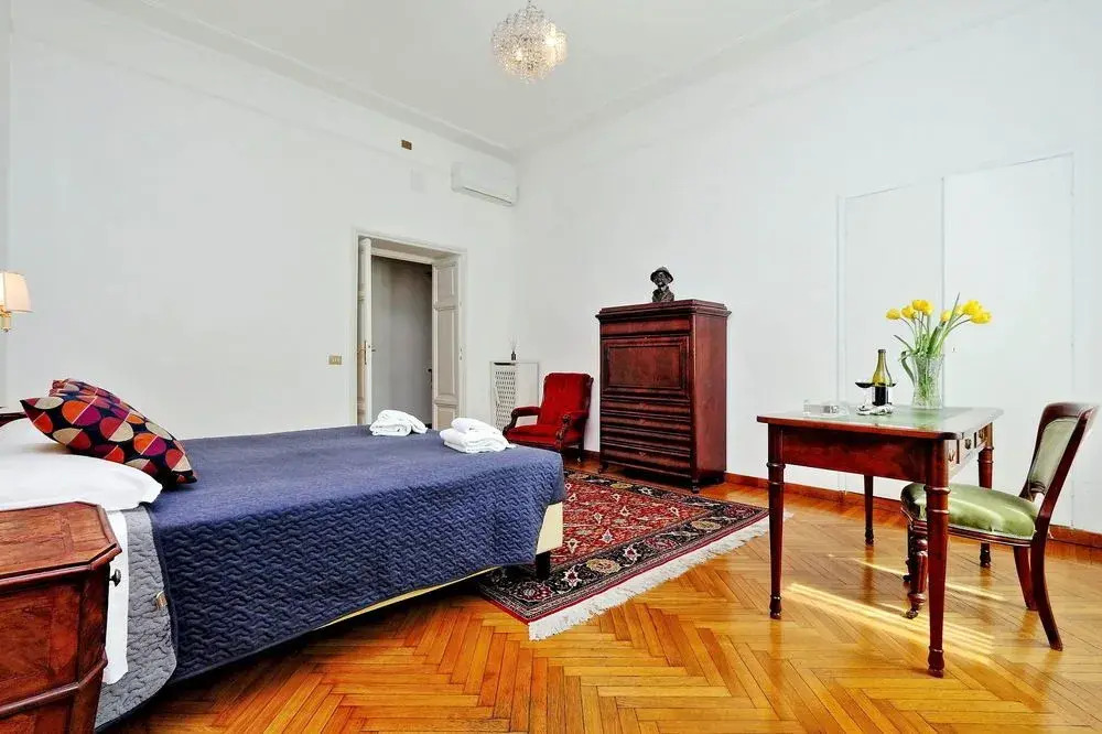 Treasurerome Spanish Steps Family 4BR