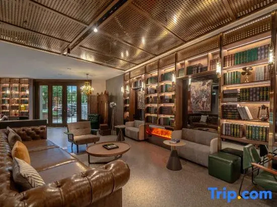 James Joyce Coffetel Hotel Beijing Academy of Sciences Cancer Hospital Panjiayuan Subway Station