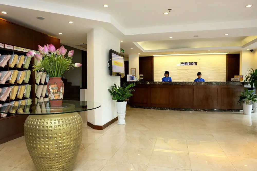 Chain First Eden Hotel