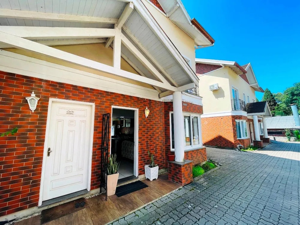 Duplex 02 Suites - Cond.Fechado 08 P