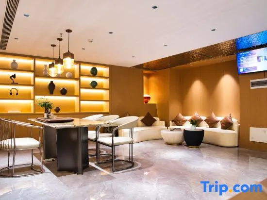 Twin Tower Star Holiday Hotel (Splashing Square Jiangbian Night Market)