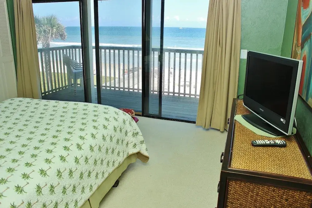 Oceanside Village D2
