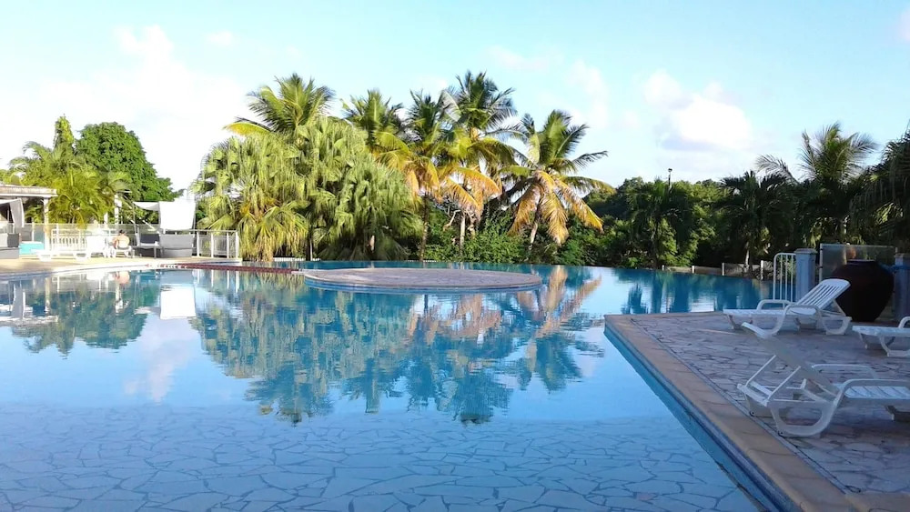 Apartment With one Bedroom in Saint-françois, With Wonderful sea View,