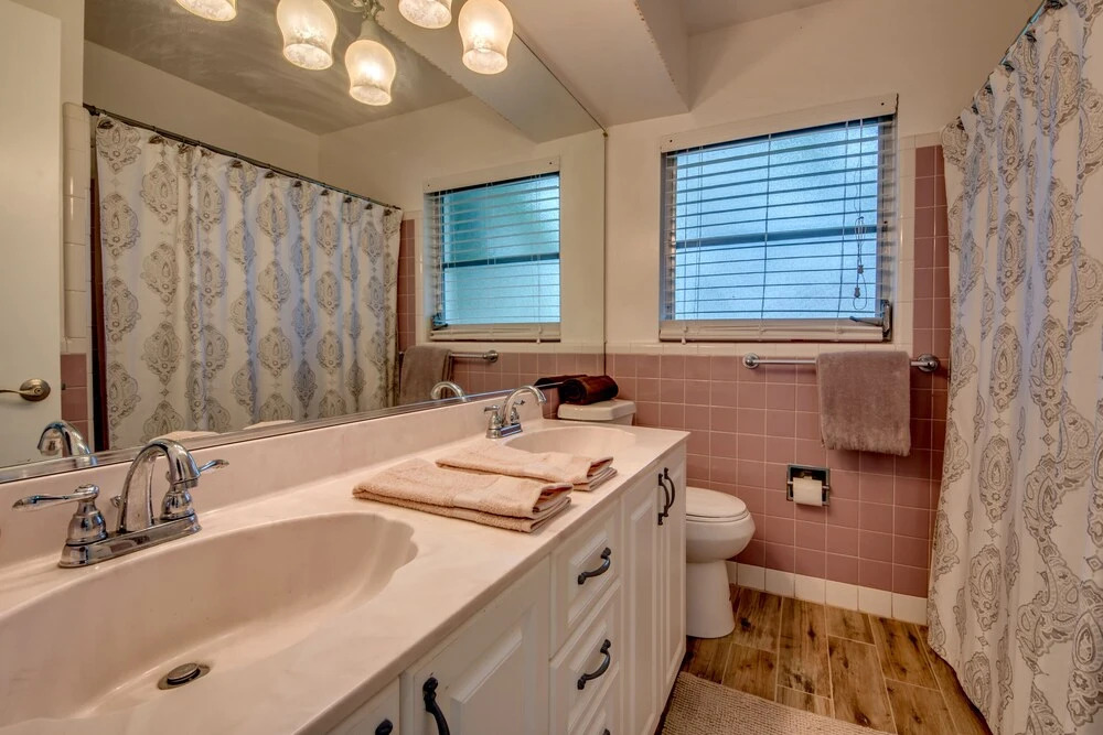 Villa Lux and Lavish - Cape Coral - Roelens Vacations