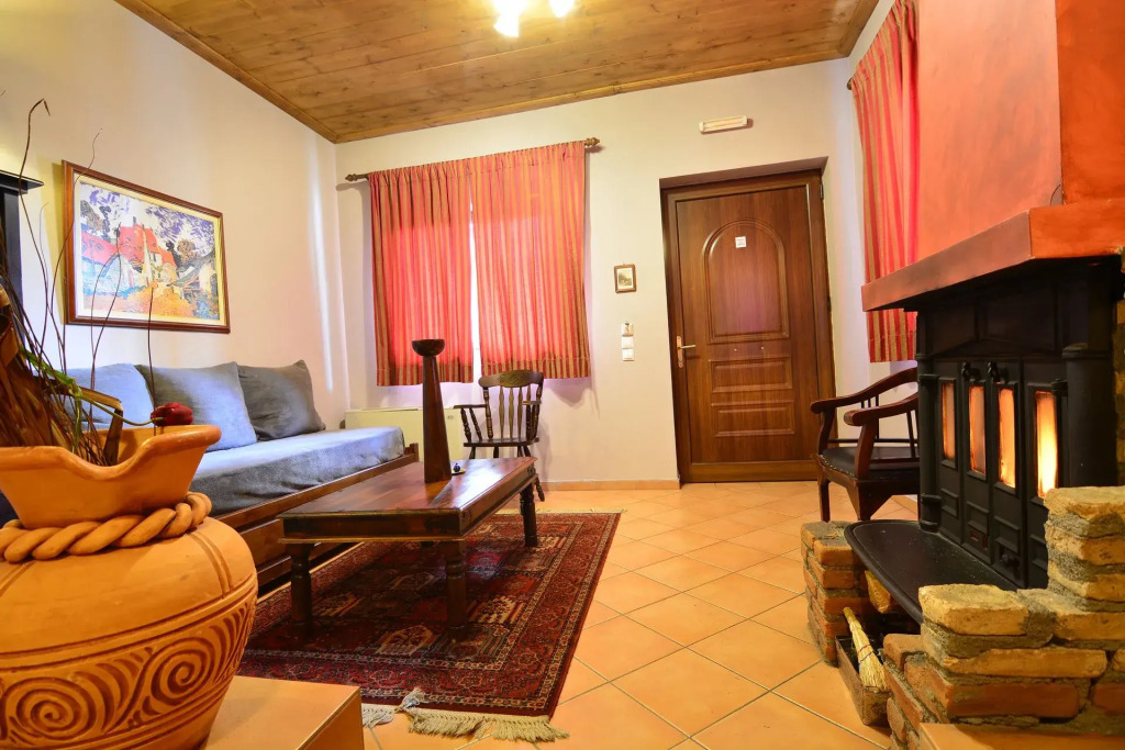 Georgios V Chalet Kalavrita